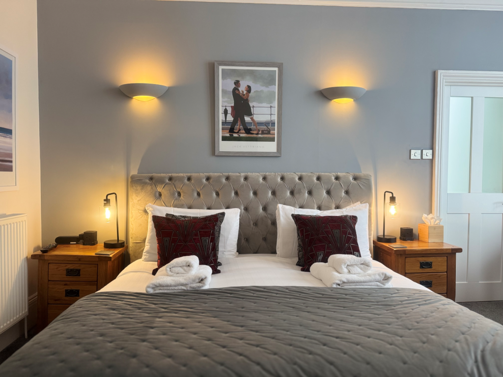 Room 8 at the Red Lion, Cromer. Superior sea-view double